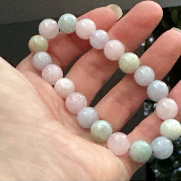 10mm Natural Morganite Beaded Bracelet with a stretchable wire - Picture 10 of 17